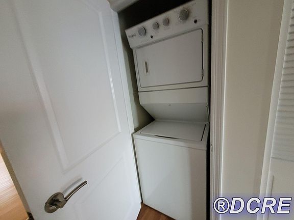 2nd image of 1740 W Touhy Ave APT 2N