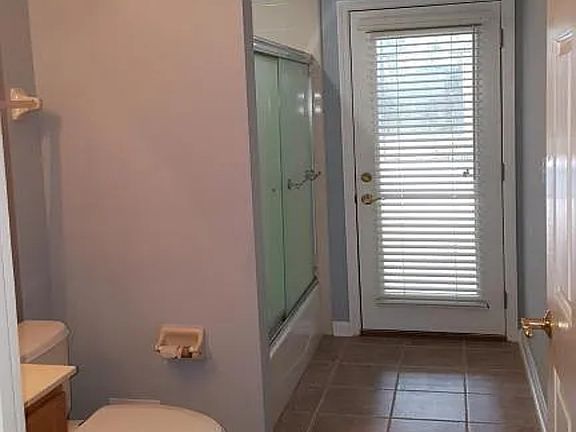 4th image of 518 Oakmont Dr
