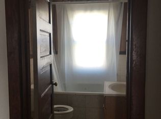 715 South St, Waterloo, IA 50701