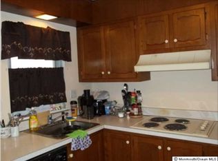 282A Huntington Dr, Lakewood, NJ