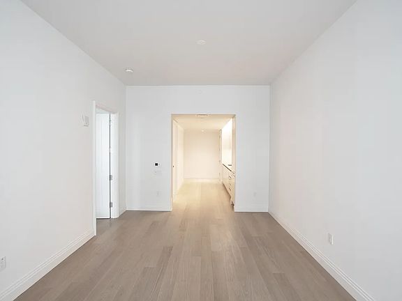 3rd image of 1 Wall St #731