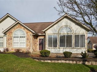 675 Crossings Cir, Tallmadge, OH 44278