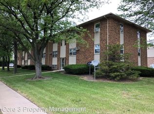 101 N Williamsburg Dr APT A3, Bloomington, IL 61704