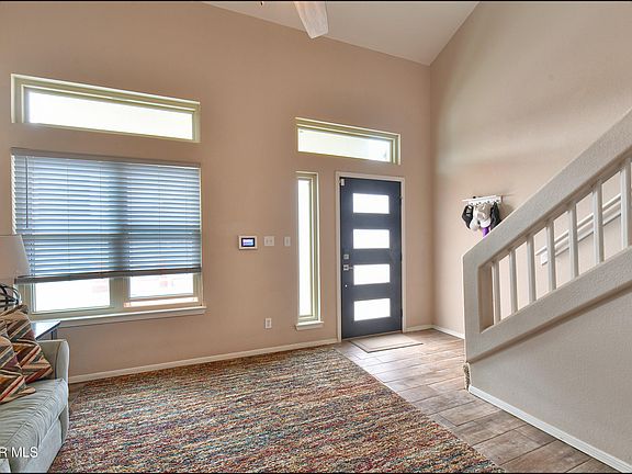 3rd image of 10782 Adin St