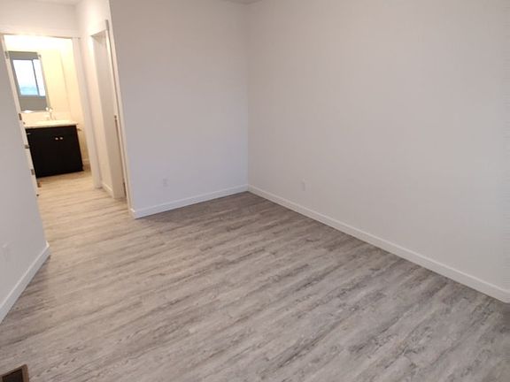 5th image of 6944 Hardrock Ct Unit 202