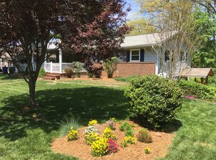 69 Rash Rd, Asheville, NC 28806