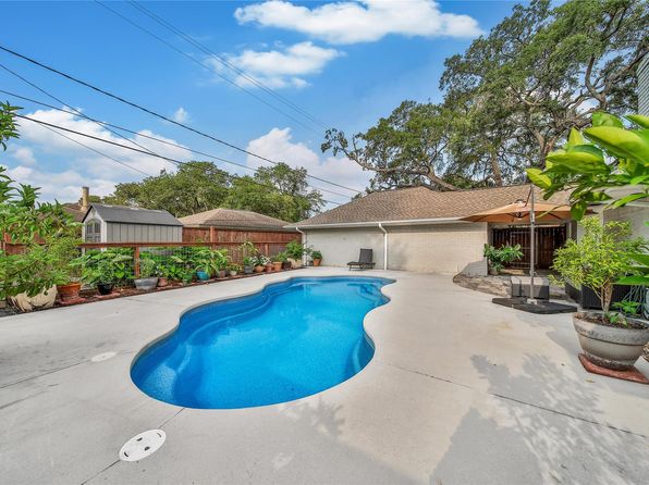 Property image for 963 Thornton Rd, Houston, TX 77018