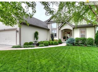 9009 N Camden Ave, Kansas City, MO 64154
