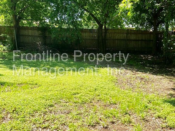 2nd image of 1910 Skylark Dr