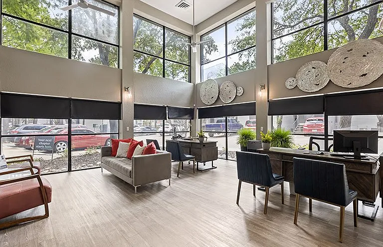 Mylo Apartment Homes — Photo 15