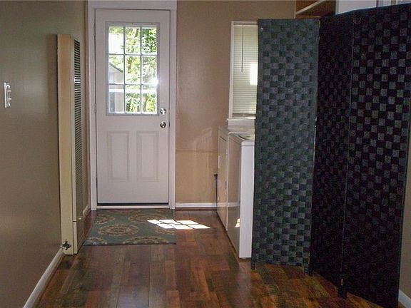 4th image of 6800 Gates Dr