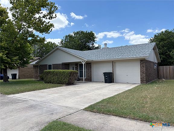 2nd image of 2103 Schwertner Dr