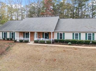 113 Colonial Ct, Lagrange, GA 30240
