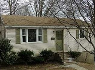 15 Spokane St, Providence, RI 02904