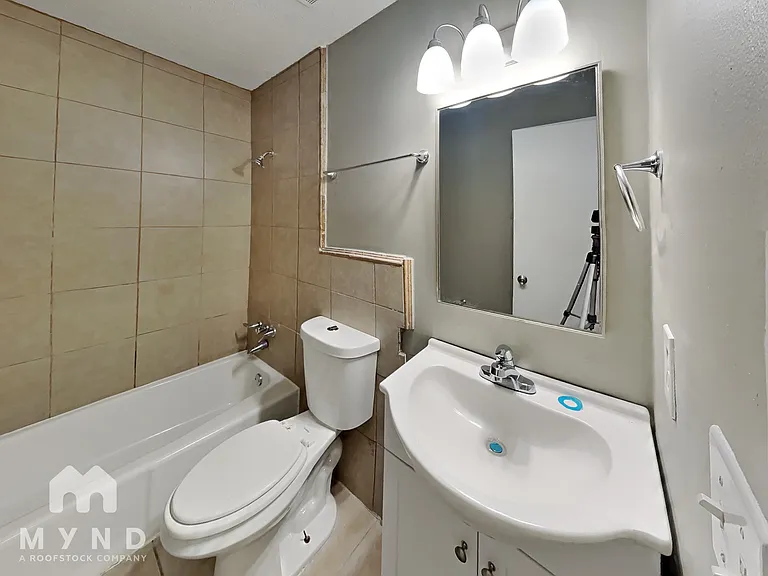4014 Hitchcock St — Photo 25