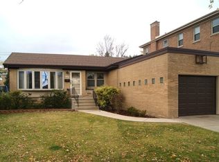 9346 S Springfield Ave, Evergreen Park, IL 60805