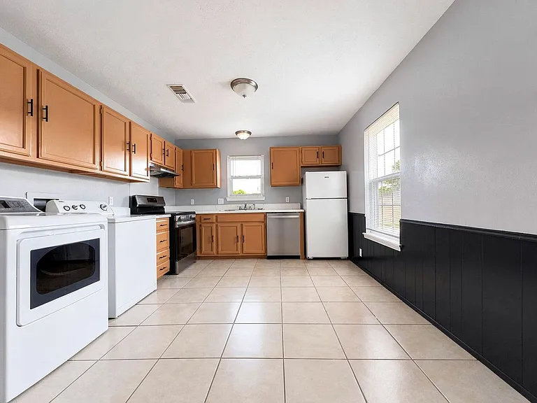 4614 Gurley Ave — Photo 30