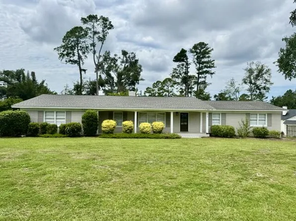 2418 Briarwood Dr, Valdosta, GA 31602
