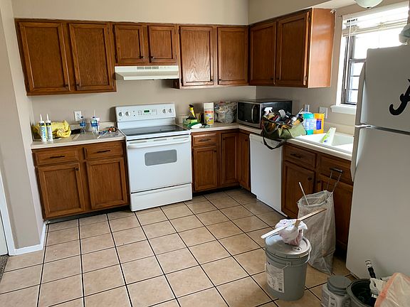 3rd image of 2827 Eldorado Pl #A