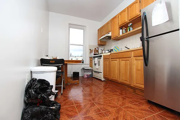 Rented by Nooklyn NYC LLC | media 47