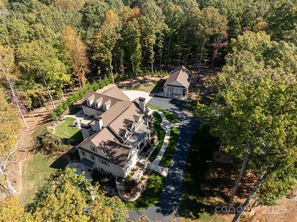 3209 Sandalwood Ln, Waxhaw, NC 28173