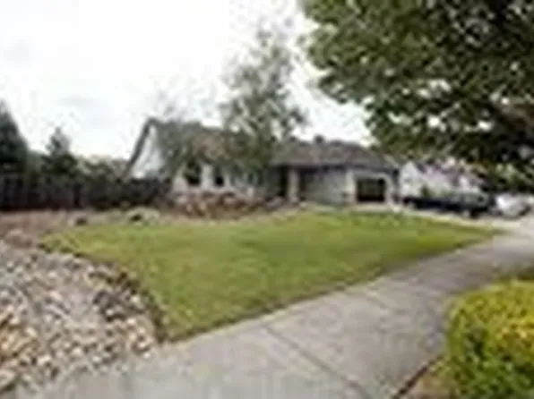 9596 Vancouver Ln, Windsor, CA 95492