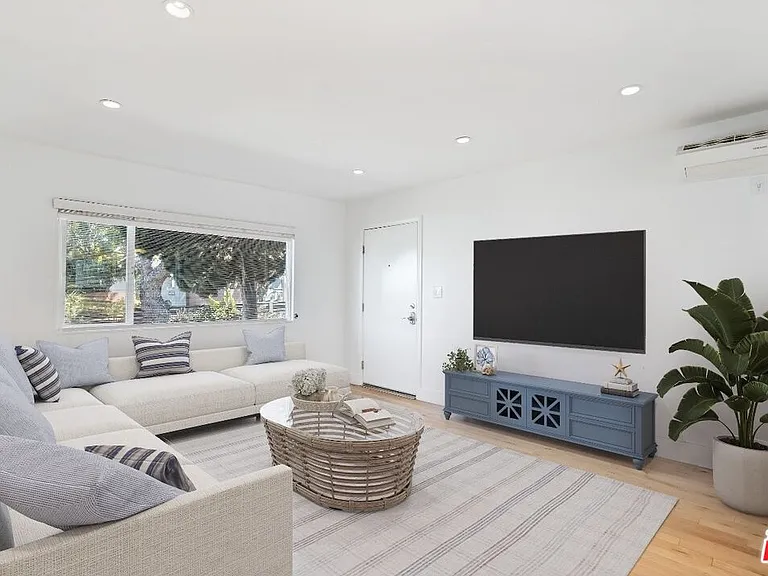 119 Paloma Ave #A — Photo 5
