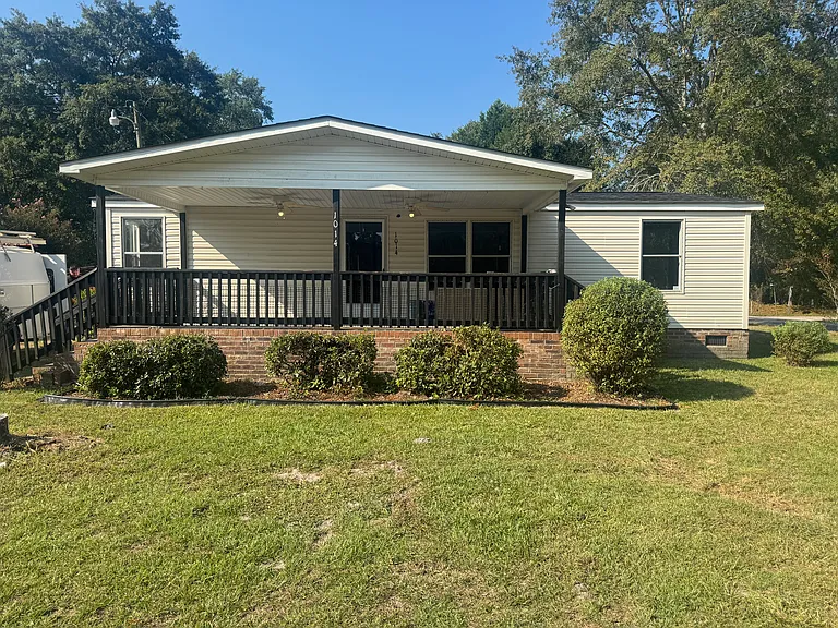 1014 Devaney Cir — Photo 1