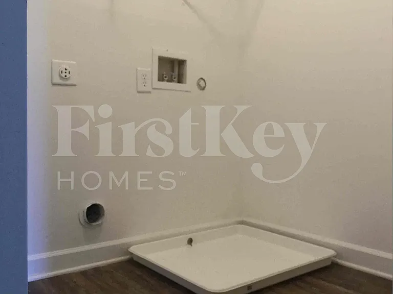 2845 Island Point Dr NW — Photo 16