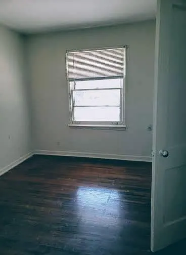 3 bed, 870 sqft, $850 — Photo 4
