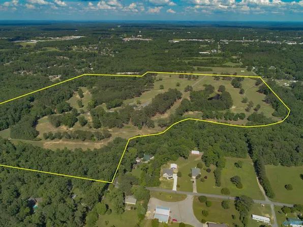 1620 Country Club Dr NW, Arab, AL 35016