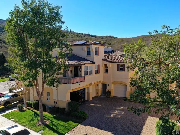 921 Bloomfield Ave, San Marcos, CA 92078