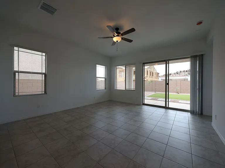 7683 W Smoketree Dr — Photo 17