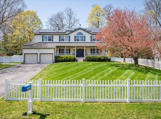 3761 Marcy St, Mohegan Lake, NY 10547