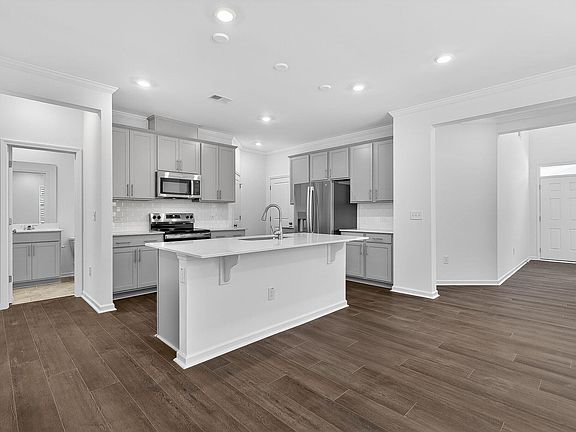 5th image of 354 Beachcomber Dr