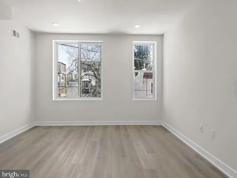 638 N Shedwick St #2 — Photo 16