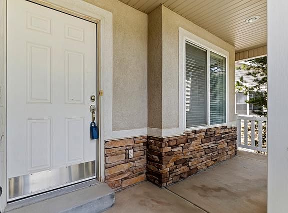 3rd image of 8568 S Maul Oak Dr