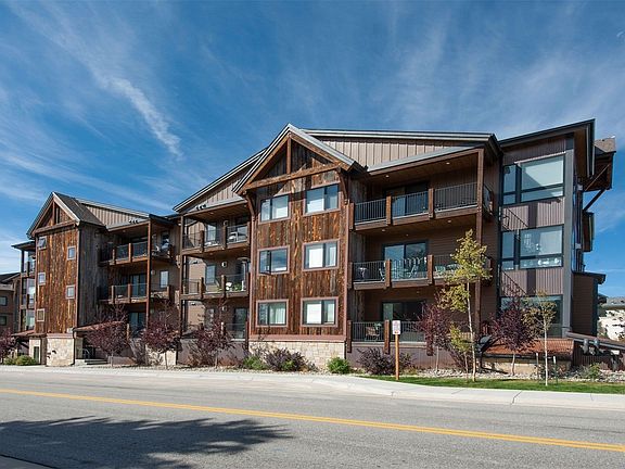 3rd image of 235 E La Bonte Street UNIT 207