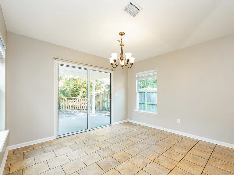 12616 Pine Marsh Way — Photo 6