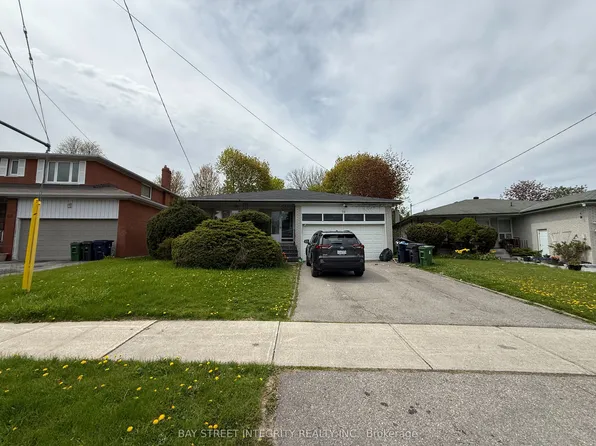 70 Mosedale Cres, Toronto, ON M2J 3A4