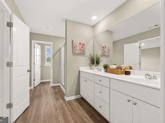 5th image of 4335 Magpie Dr