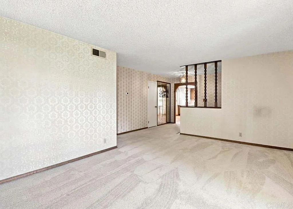 3 bed, 111 sqft, $2,000 — Photo 3
