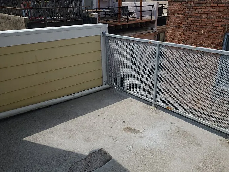 4 E Henrietta St — Photo 38