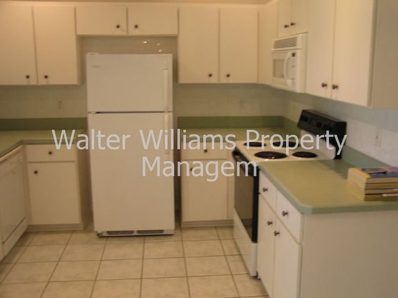 5th image of 158 Fenimore Ln #A