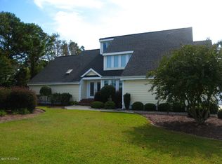 308 Steep Point Rd, Beaufort, NC 28516