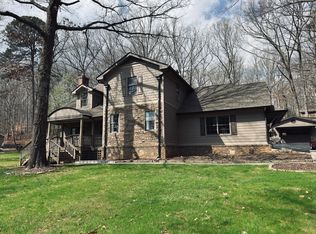 656 Whitehead Rd, Sugar Hill, GA 30518