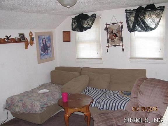 5th image of 111 N 13th St
