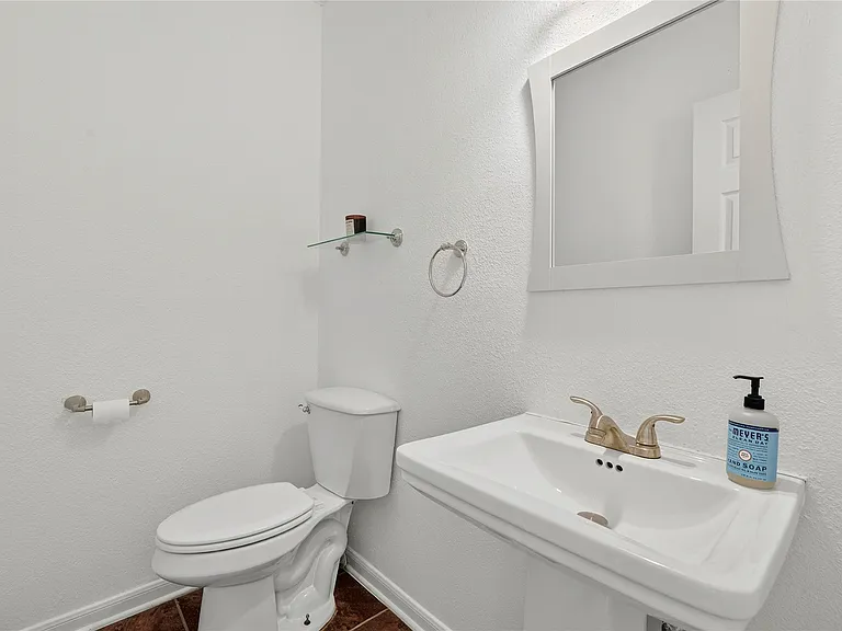 6311 Westcott St — Photo 10