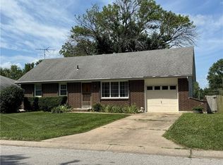 900 N King Ave, Harrisonville, MO 64701