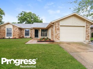 6223 Arrowwood Dr, Arlington, TX 76001